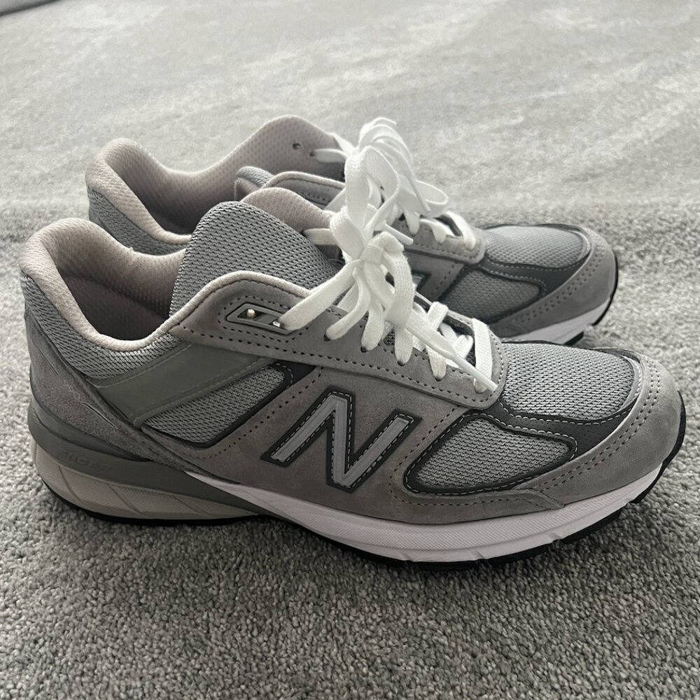 New Balance Made in USA 990v5 Women’s Sneakers